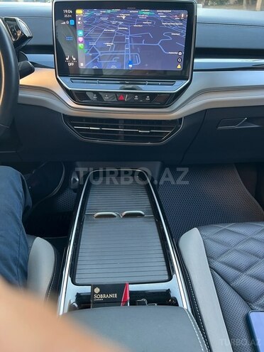 Volkswagen ID.6 Crozz-9