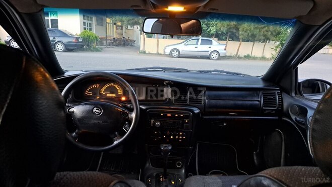 Opel Vectra 1999, 345,000 km - 2.0 l - Qazax