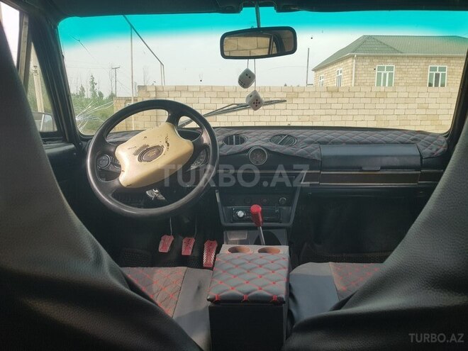 LADA (VAZ) 2106 1988, 70,000 km - 1.6 l - Salyan