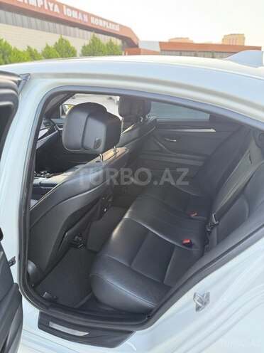 BMW 528 2013, 293,000 km - 2.0 l - Xaçmaz