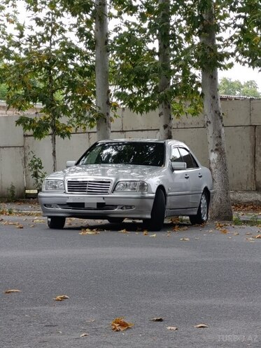 Mercedes C 200 1997, 327,000 km - 2.0 l - Göyçay