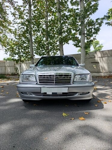 Mercedes C 200 1997, 327,000 km - 2.0 l - Göyçay