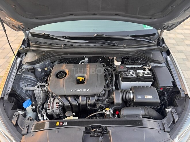 Hyundai Elantra 2017, 80,000 km - 2.0 л - Bakı