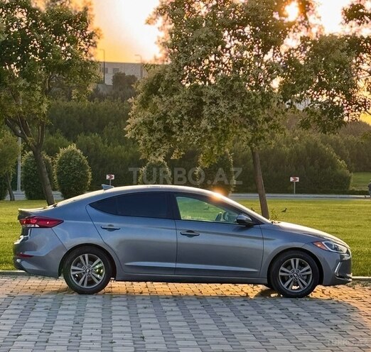 Hyundai Elantra 2017, 80,000 km - 2.0 л - Bakı
