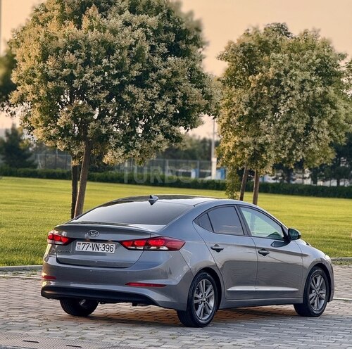 Hyundai Elantra 2017, 80,000 km - 2.0 л - Bakı