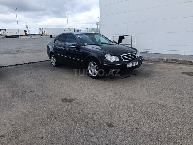 Mercedes C 200 2001, 305,458 km - 2.0 л - Bakı