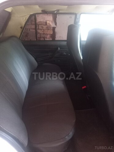 LADA (VAZ) 2107 2002, 85,000 km - 1.6 l - Salyan