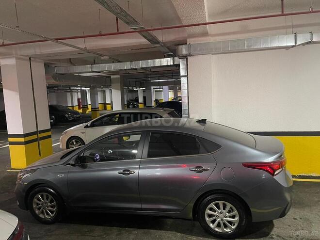 Hyundai Accent 2019, 83,000 km - 1.6 л - Bakı
