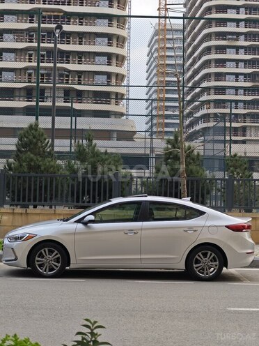 Hyundai Elantra 2018, 81,000 km - 2.0 l - Bakı