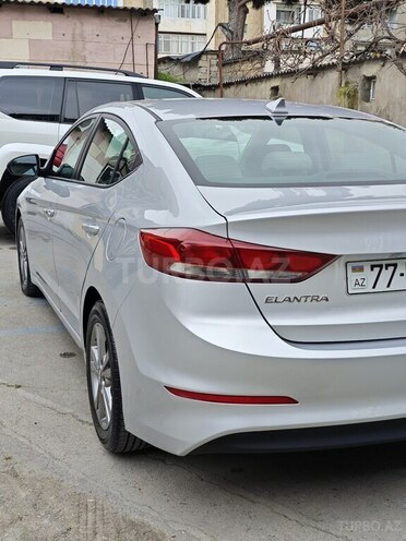 Hyundai Elantra 2018, 81,000 km - 2.0 l - Bakı