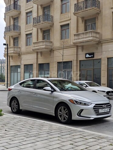 Hyundai Elantra 2018, 81,000 km - 2.0 l - Bakı