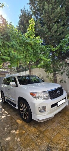 Toyota Land Cruiser-3