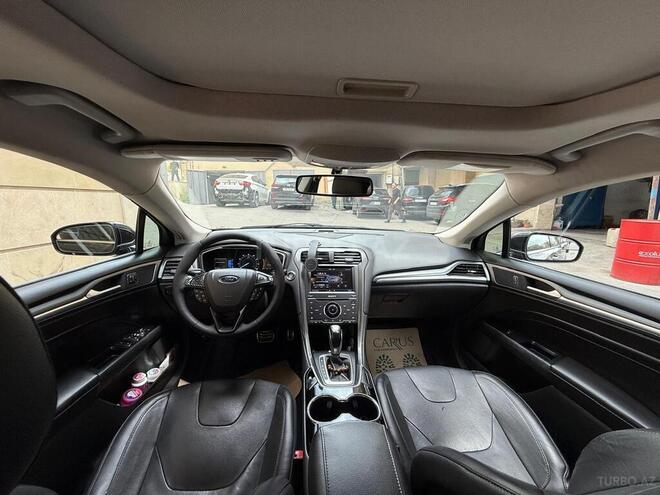 Ford Fusion (North America) 2015, 270,000 km - 2.0 л - Bakı