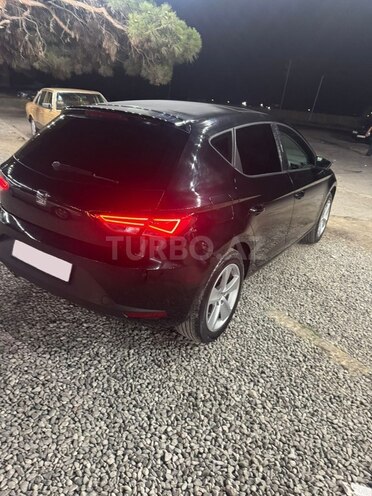 SEAT Leon-4