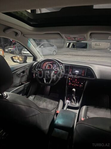 SEAT Leon-3