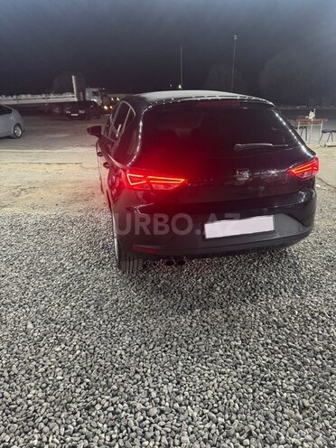 SEAT Leon-5