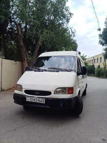 Ford Transit-1