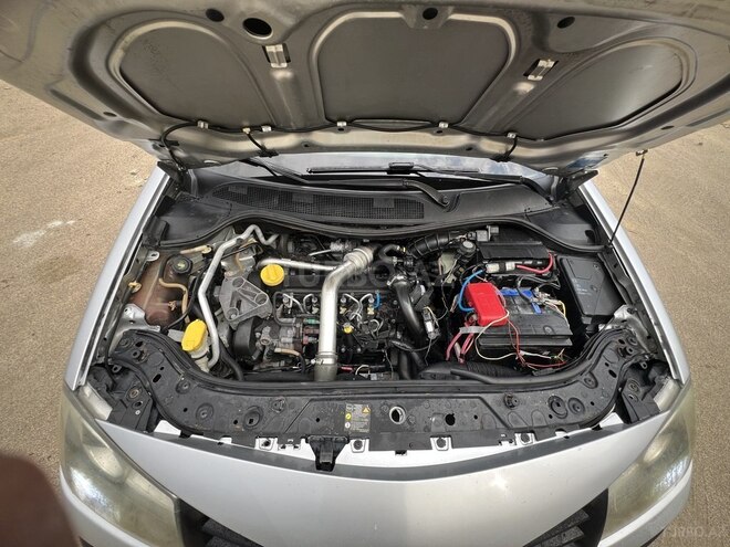 Renault Megane-14