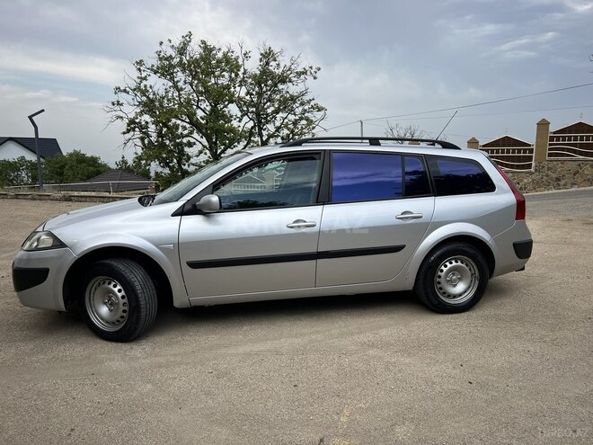 Renault Megane-12