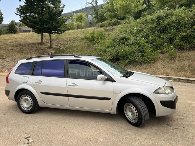 Renault Megane-7