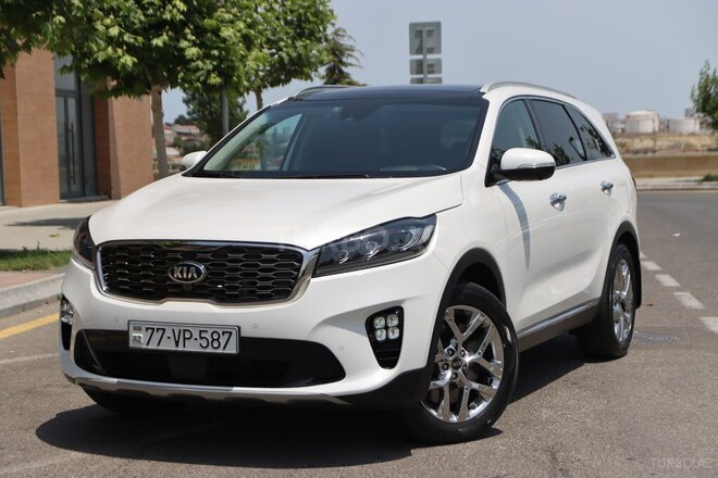 Kia Sorento-1