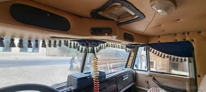 KamAz 55111 1988, 555,769 km - 11.0 l - Bakı