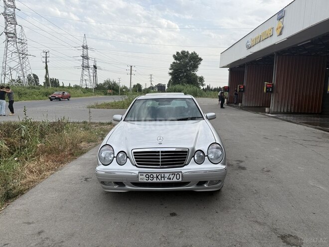 Mercedes E 270 1999, 300,000 km - 2.7 l - Göyçay
