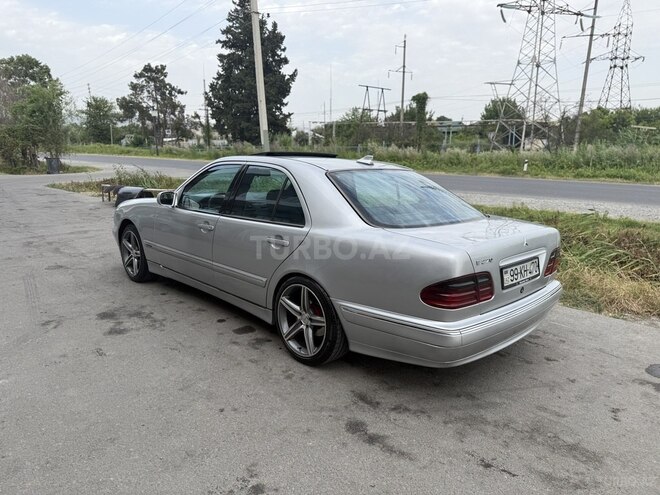 Mercedes E 270 1999, 300,000 km - 2.7 l - Göyçay