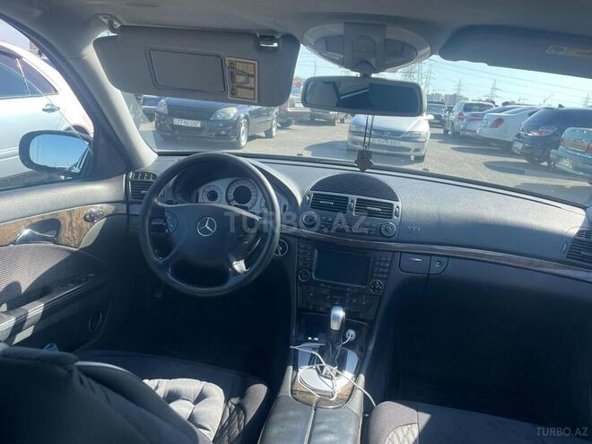 Mercedes E 240 2004, 288,000 km - 2.6 l - Bakı