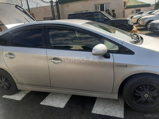 Toyota Prius 2012, 250,000 km - 1.8 l - Bakı