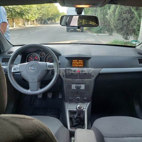 Opel Astra 2004, 189,000 km - 1.4 l - Biləsuvar