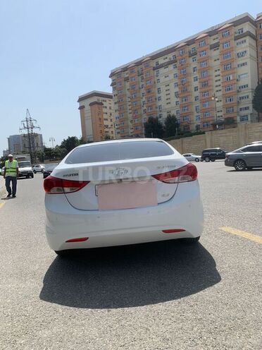 Hyundai Elantra 2011, 173,580 km - 1.8 l - Bakı