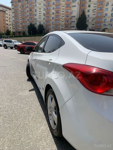 Hyundai Elantra 2011, 173,580 km - 1.8 l - Bakı