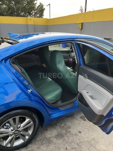 Hyundai Elantra 2017, 201,168 km - 2.0 l - Bakı