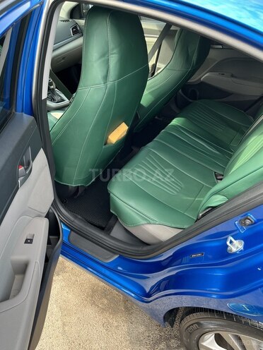 Hyundai Elantra 2017, 201,168 km - 2.0 l - Bakı