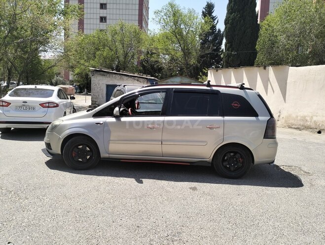 Opel Zafira 2006, 450,000 km - 1.6 l - Sumqayıt