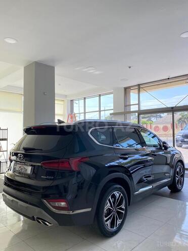 Hyundai Santa Fe-4