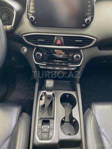 Hyundai Santa Fe-8