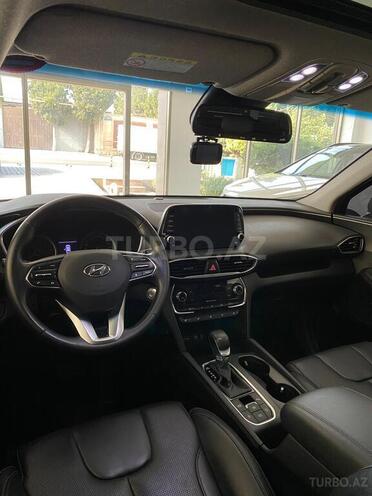 Hyundai Santa Fe-14