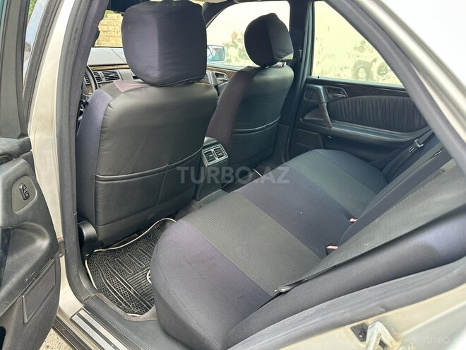 Mercedes E 320 1995, 389,000 km - 3.2 l - Bakı