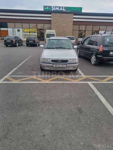 Opel Astra 1997, 545,000 km - 1.6 l - Xaçmaz