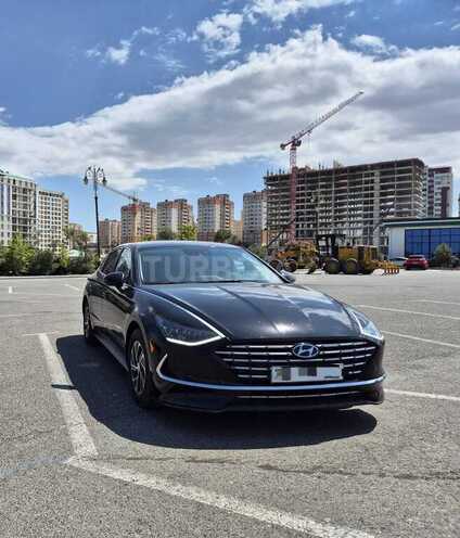 Hyundai Sonata-1