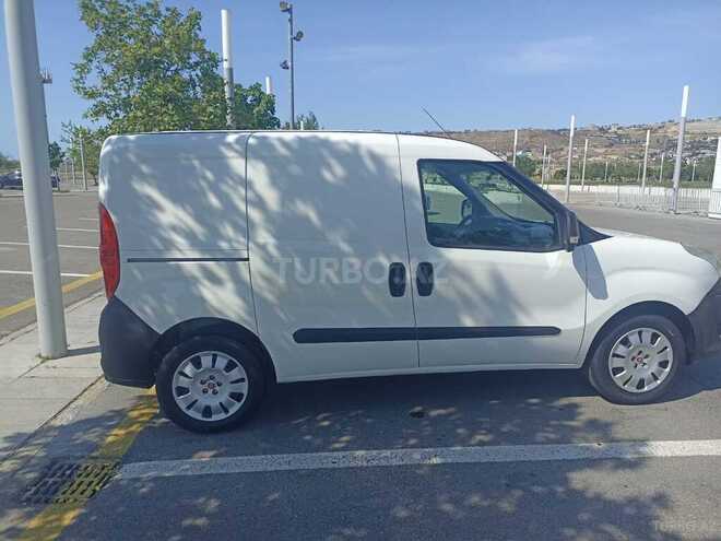 Fiat Doblo 2011, 243,000 km - 1.4 l - Bakı