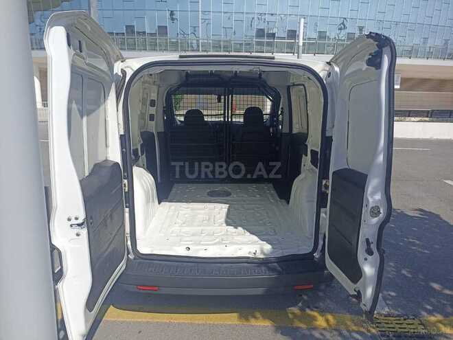 Fiat Doblo 2011, 243,000 km - 1.4 l - Bakı