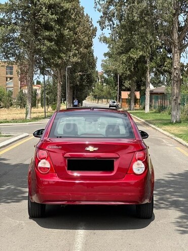 Chevrolet Aveo-7