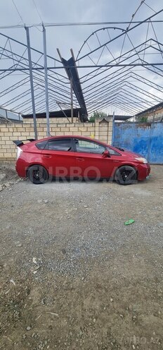 Toyota Prius-4