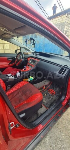 Toyota Prius-2