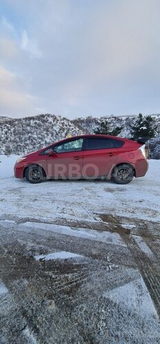 Toyota Prius-8
