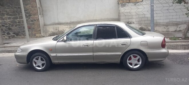 Hyundai Sonata 1997, 353,038 km - 2.0 l - Şəki