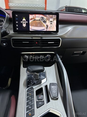 Geely Coolray-21